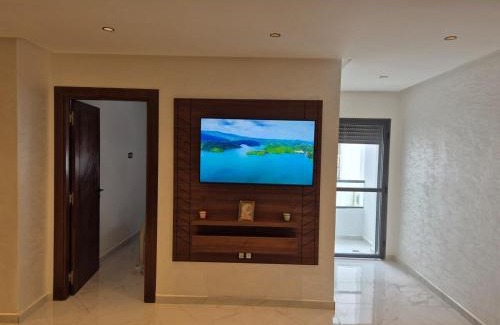 Mehdya Apartment | Oceanic Retreat - Cozy & chic 1 min from Mehdia