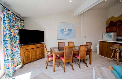 Pine Knoll Shores Condo | Oceans #12, Oceanside Condo in Pine Knoll Shores, NC!