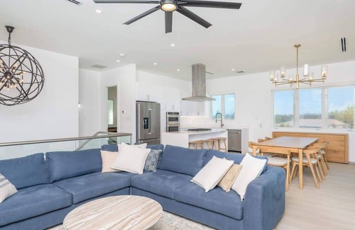 Northwest Point Apartment | Oceans 9 LUXE 4 BR Villa in West Bay