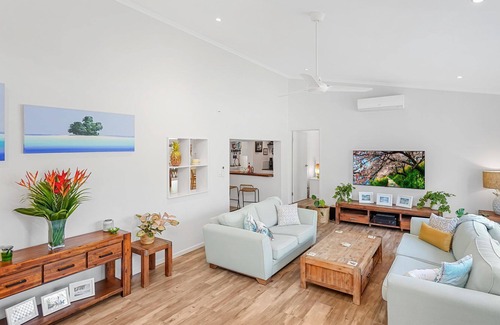 Clifton Beach House | Oceans Escape Clifton