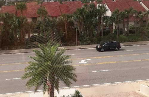 Daytona Beach Shores Condo | Oceans Seven Oceanfront