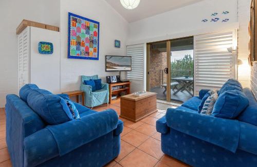 Boomerang Beach Apartment | Oceanside 20 Sapphire