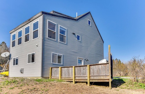 Bass Harbor Cottage | Oceanside Bass Harbor Home w/Peaceful Deck!