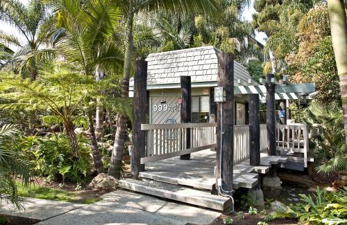 Townsite House | Oceanside Beach Condos
