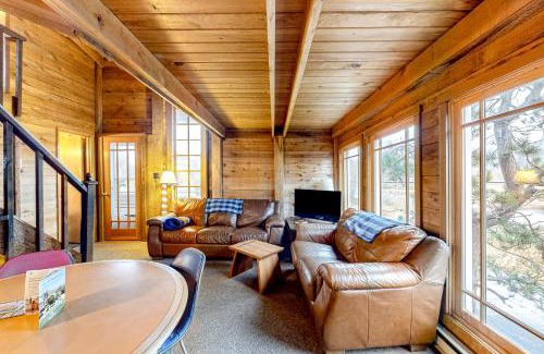 Neskowin House | Oceanside Cabin