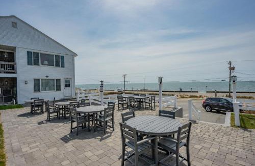 Dennis Port Apartment | Oceanside Condos