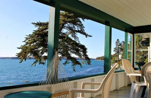 Hancock Point House | Oceanside D-B Family Cottages