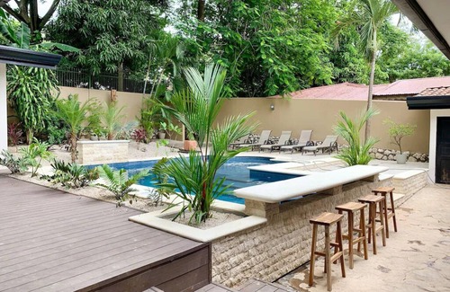 Hauula House | Oceanside Estate - Spacious home with Pool & AC