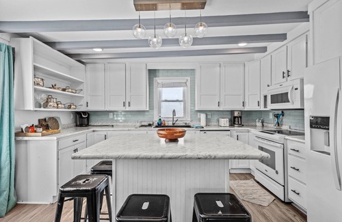 Atlantic Beach House | Oceanside Haven:- Home Steps to Beach w/Massive 2 Story Deck & Hot Tub!