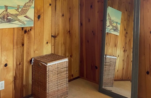 Regional District of Nanaimo House | Oceanside Hideaway with Hot Tub & Private Beachfront Access