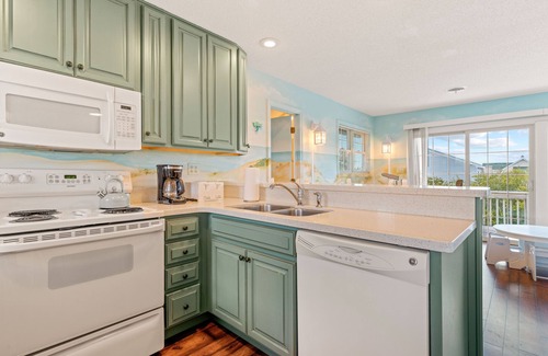 Ocean Sands House | Oceanside home, 3 min walk to beach with Private Pool and Hot Tub!