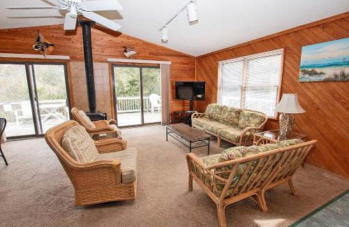 Duck House | Oceanside, Hot Tub, Rec Room, OD1, The Sandy Dune