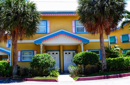 Northwest Point Apartment | Oceanside Penthouse Suite