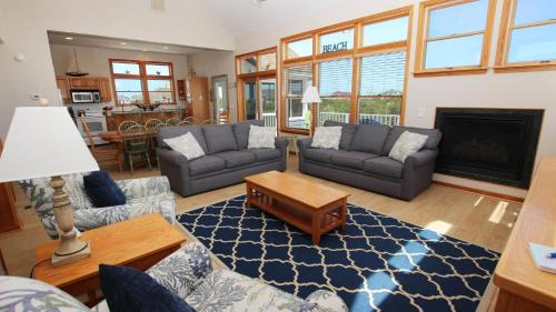 Pine Island House | Oceanside, Private Pool, Volleyball, Screened porch, PI61, Without a Porpoise