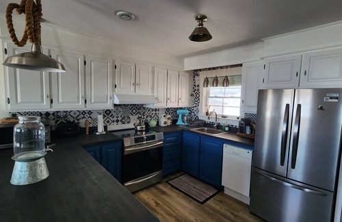 Joe Batt's Arm House | Oceanside Saltbox House with Modern Touches!