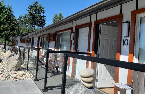 Davis Bay Hotel | Oceanside Villas