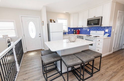 Corolla House | Oceanside, Wild Horses! Beach getaway, remote location, 4x1701, Sandy Paws Retreat