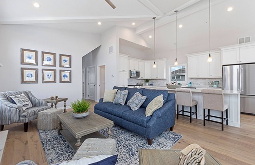 Beach Haven House | Oceanside with Pool