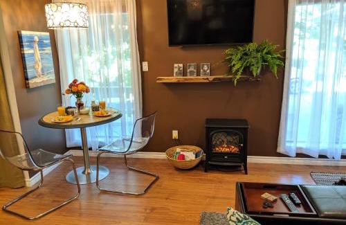 North Saanich Apartment | Oceanspray Hideaway