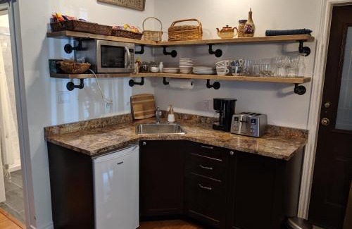 North Saanich Apartment | Oceanspray Hideaway