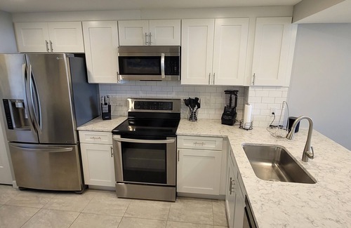 Marco Island Condo | Oceanview 2-bed, 2-bath condo in a secure gated resort on Marco Island, Florida