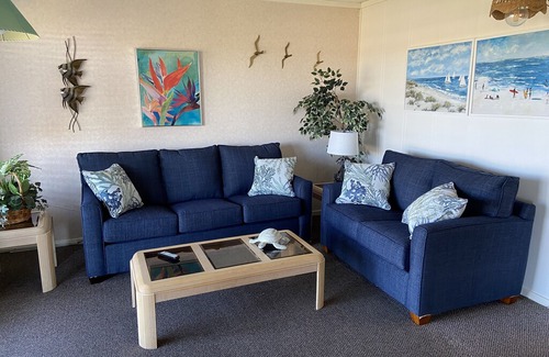 Folly Field Apartment | Oceanview 2BR Condo #434 Admirals Row