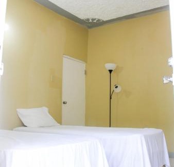 Salt Gut Apartment | Oceanview 2BR Getaway 3min Beach 5min Airport
