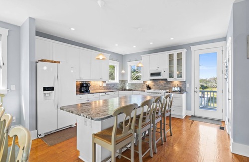 Ocean Isle Beach House | Oceanview 6 Bedroom, Saltwater Pool, Ping Pong-Linens included, Views!