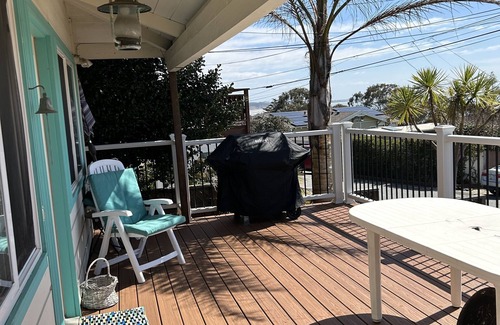 Aptos House | Oceanview Bungalow With Hot Tub - Walk To Beach - Pet Friendly