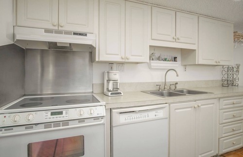 Key Colony Beach Condo | Oceanview Condo in Key Colony Beach