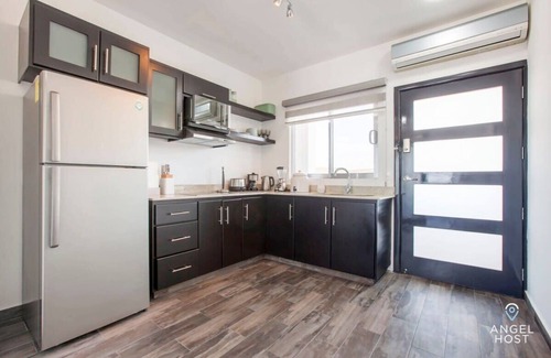 La Paz Condo | Oceanview Condo, 2 Pools, Game Room, Gym, Cinema!