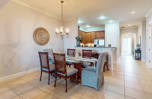 Palm Coast Condo | Oceanview condo with resort amenities, balcony and private beach access