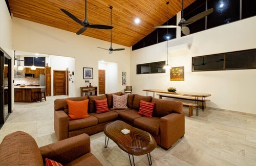Playa Hermosa House | Oceanview Home Tranquil Sunsets of Hermosa Beach