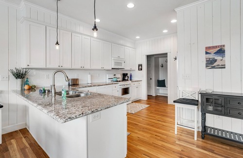 Nelscott House | Oceanview home with WiFi, washer/dryer, gas fireplace, balcony