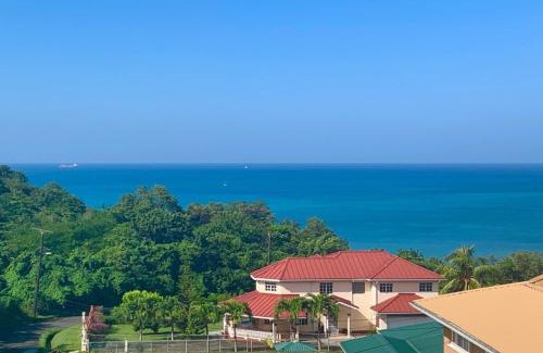 Choc House | Oceanview Marisule Ridge