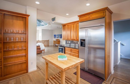 El Granada House | Oceanview Miramar Home – Steps to Beach, Restaurants, Trails, Activities
