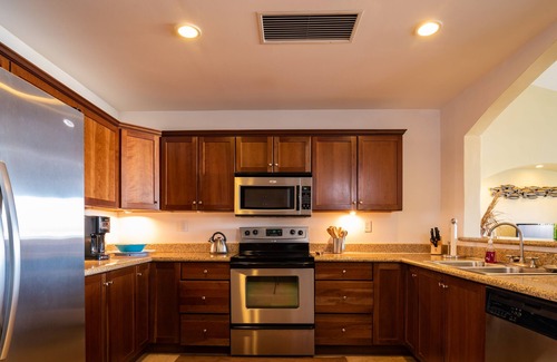 La Paz Apartment | Oceanview Penthouse E501 at 'Paradise of the Sea'