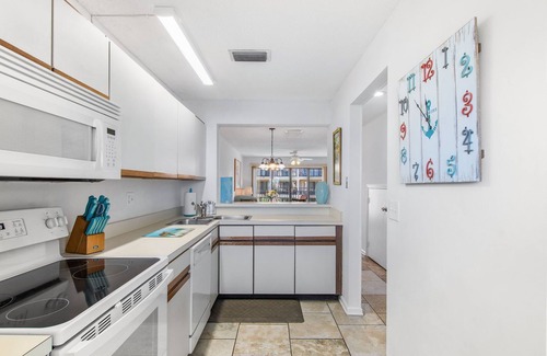 Butler Beach House | Oceanview, Sea Place townhouse. 2bed/2.5 bath 2 spacious balconies