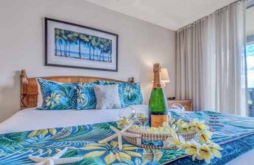 Kaanapali Condo | OCEANVIEW Studio Condo Located Directly On Kaanapali Beach! WHALER 616