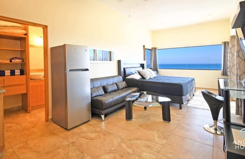 La Ventana Apartment | Oceanview Studio, Resort-style Stay - Pool/BBQ/Gym