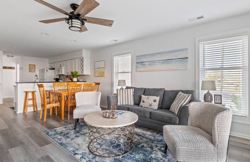 Surf City House | Oceanview Townhouse w/Pool - Newly Renovated