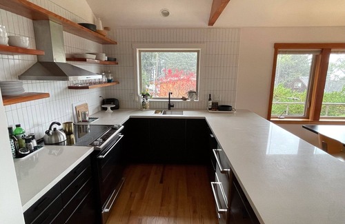 Neahkahnie Beach House | Oceanviews from bedrooms and decks