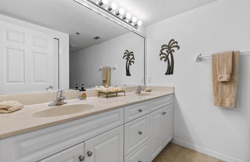 New Smyrna Beach House | Oceanwalk 9-604