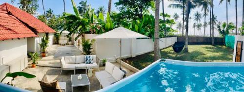 Varkala Bed & Breakfast | Oceany Pool Home