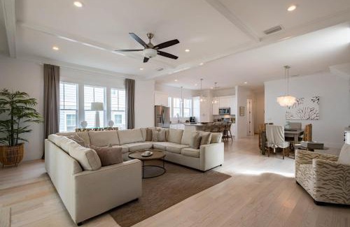 San Juan House | Ocho Cinco