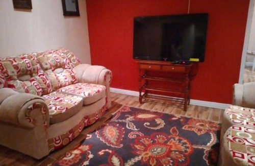 River Oaks Apartment | Ocho Rios Hideaway