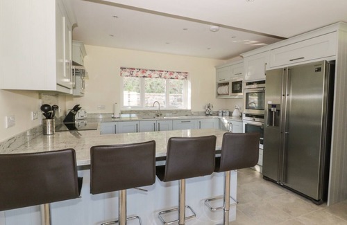 Llanrwst Cottage | OCHR Y GARTH, family friendly, luxury holiday cottage in Maenan
