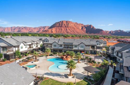 Santa Clara House | Ocotillo Springs 4 Ping Pong Table, X Box One, and close access to the Community Pool