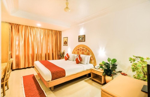 Indiranagar Hotel | Octave Crystal Heights