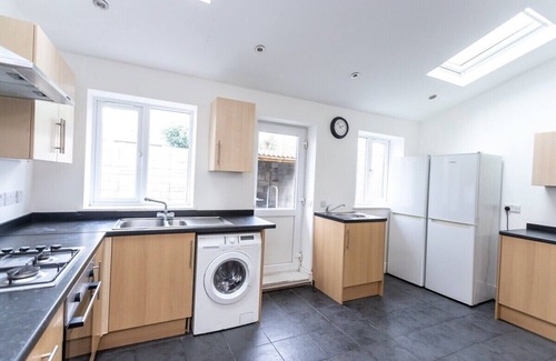 Horfield Apartment | October Discount - Long Stay - Contractors